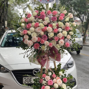 mua-hoa-tang-khai-truong-e1607959404145.jpg