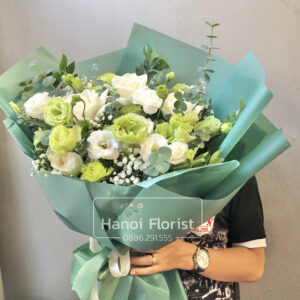 bo-hoa-mau-trang-xanh-scaled-e1626602158760.jpg