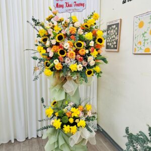 lang-hoa-khai-truong-cua-hang-1.jpg